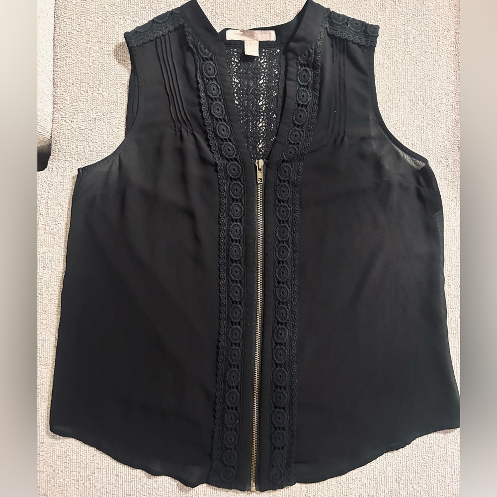 Forever 21 Sleeveless Chiffon Blouse w Lace Insets & Front Exposed Zipper